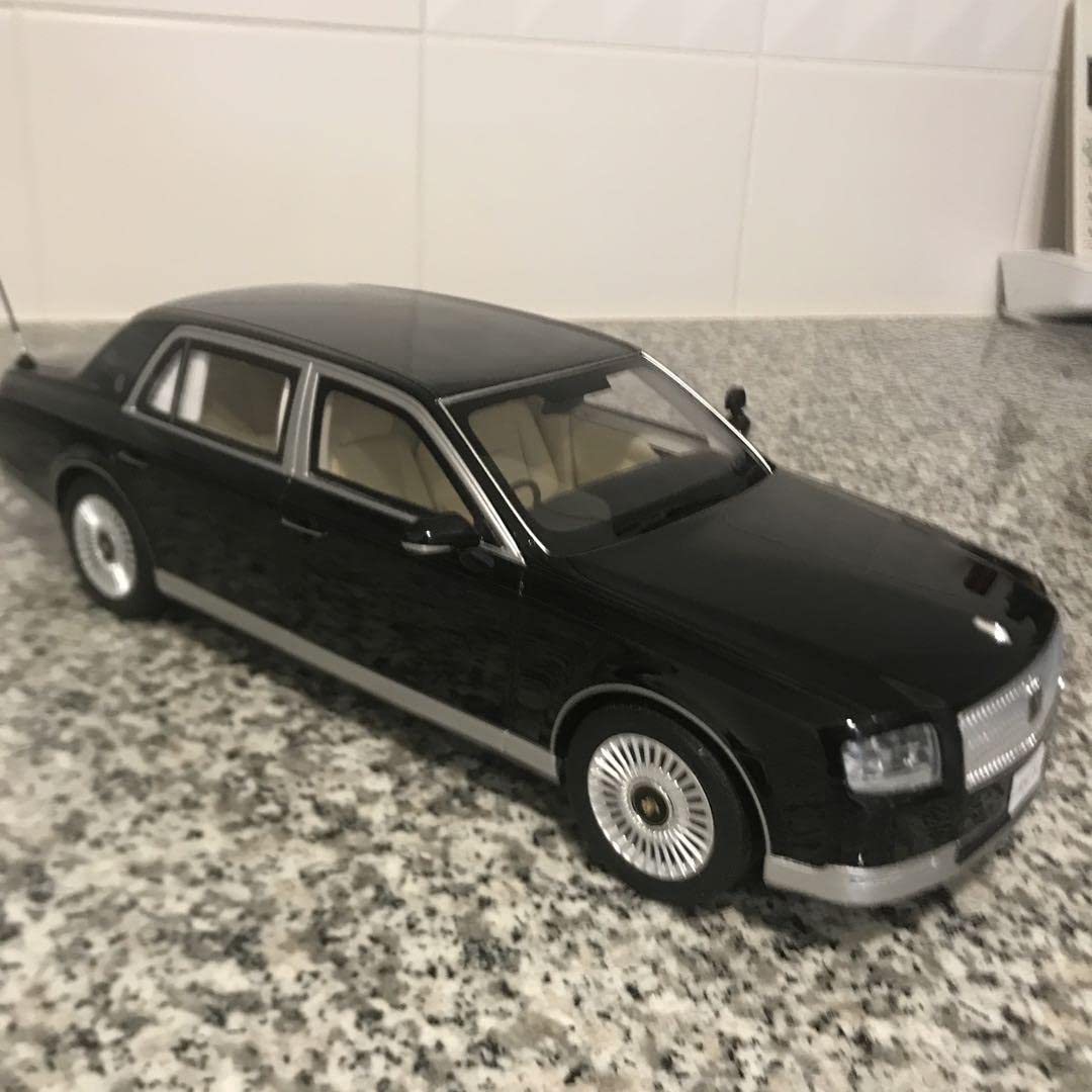 Amazon | 1/18トヨタ センチュリー (UWG60) 2020 日本国内閣総理